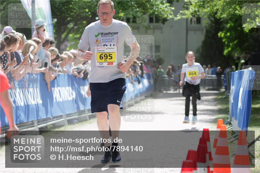 17.05.2025 - Störlauf H.Heesch http://msf.ph/oto/7894140 17.05.2025 14:12:07 Ziel 2025, 695, 864 meine-sportfotos.de