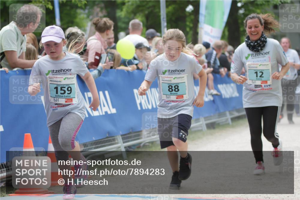 17.05.2025 - Störlauf H.Heesch http://msf.ph/oto/7894283 17.05.2025 13:46:43 Ziel 2025, 159, 2025, 88, 12 meine-sportfotos.de