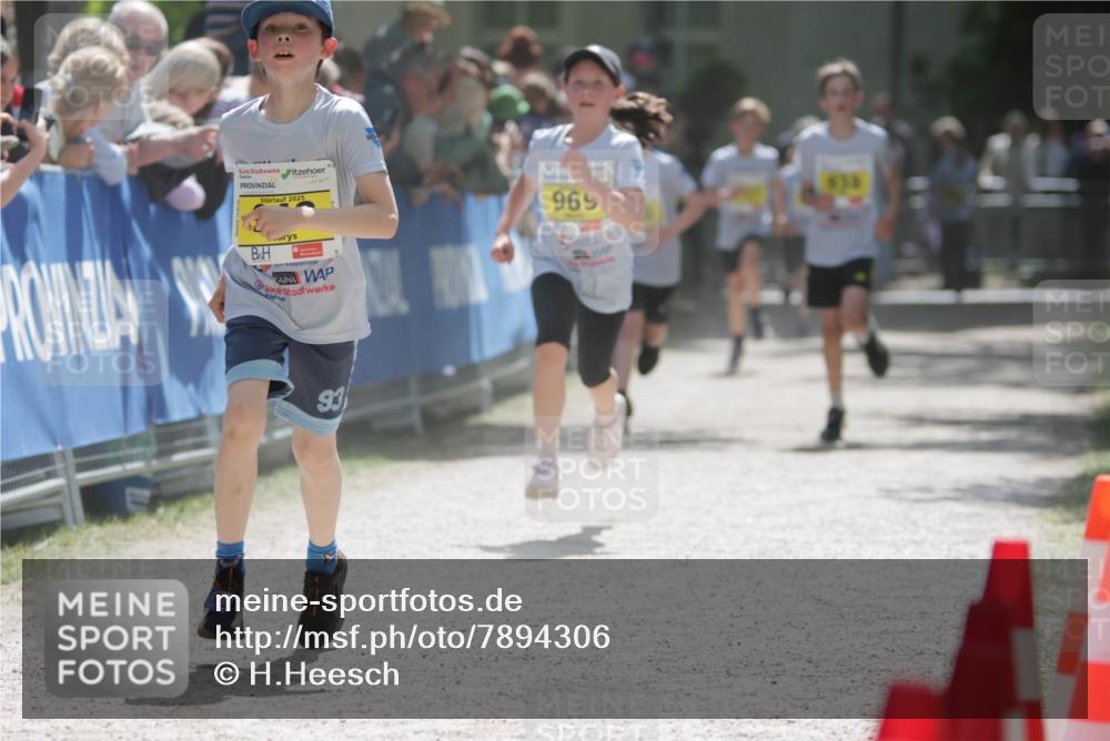 17.05.2025 - Störlauf H.Heesch http://msf.ph/oto/7894306 17.05.2025 14:12:41 Ziel 2025, 965, 93, 838 meine-sportfotos.de