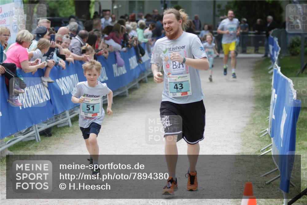 17.05.2025 - Störlauf H.Heesch http://msf.ph/oto/7894380 17.05.2025 13:47:08 Ziel 9, 2, 51, 43 meine-sportfotos.de