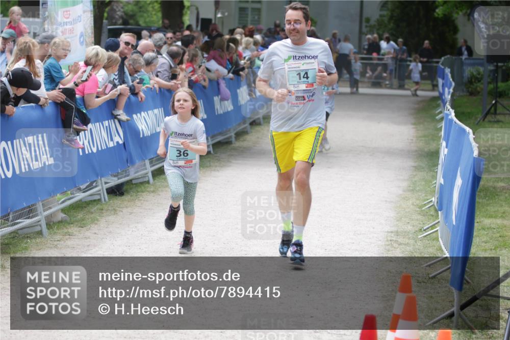 17.05.2025 - Störlauf H.Heesch http://msf.ph/oto/7894415 17.05.2025 13:47:14 Ziel 9, 36, 14 meine-sportfotos.de