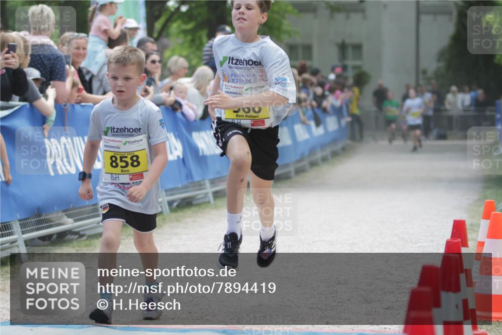 17.05.2025 - Störlauf H.Heesch http://msf.ph/oto/7894419 17.05.2025 14:13:35 Ziel 2025, 858 meine-sportfotos.de