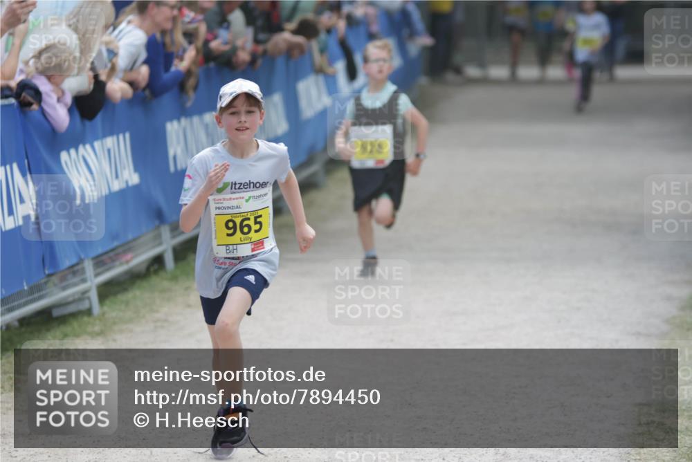 17.05.2025 - Störlauf H.Heesch http://msf.ph/oto/7894450 17.05.2025 14:13:52 Ziel 2025, 965, 928 meine-sportfotos.de