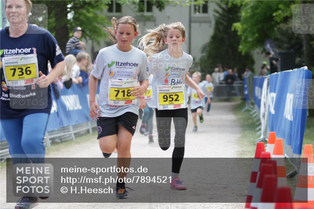 17.05.2025 - Störlauf H.Heesch http://msf.ph/oto/7894521 17.05.2025 14:14:05 Ziel 2025, 736, 2025, 718, 2025, 952 meine-sportfotos.de