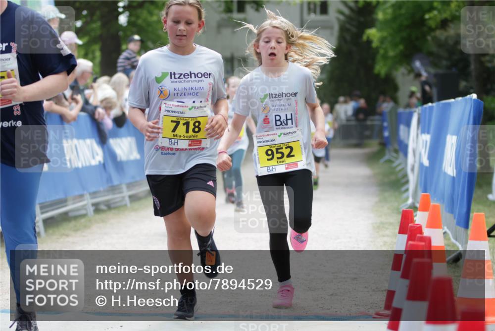 17.05.2025 - Störlauf H.Heesch http://msf.ph/oto/7894529 17.05.2025 14:14:06 Ziel 23, 2025, 718, 2025, 952 meine-sportfotos.de