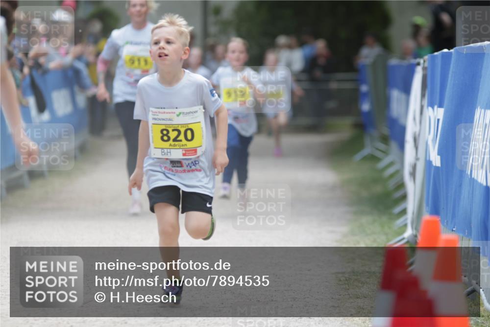 17.05.2025 - Störlauf H.Heesch http://msf.ph/oto/7894535 17.05.2025 14:14:08 Ziel 2025, 820, 519 meine-sportfotos.de