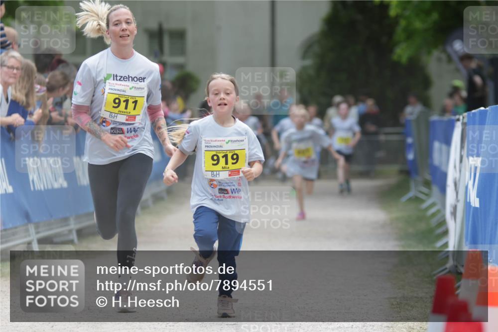 17.05.2025 - Störlauf H.Heesch http://msf.ph/oto/7894551 17.05.2025 14:14:10 Ziel 2025, 911, 2025, 919 meine-sportfotos.de