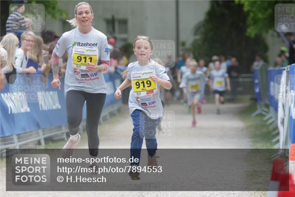 17.05.2025 - Störlauf H.Heesch http://msf.ph/oto/7894553 17.05.2025 14:14:10 Ziel 2025, 911, 2025, 919 meine-sportfotos.de