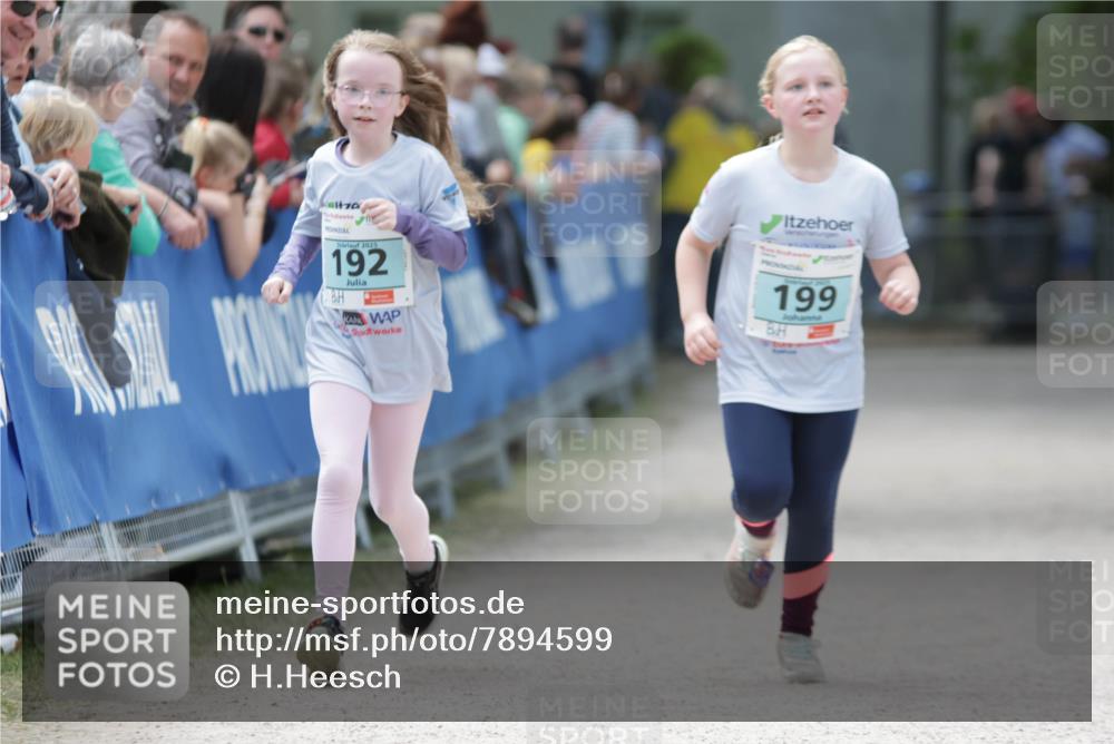 17.05.2025 - Störlauf H.Heesch http://msf.ph/oto/7894599 17.05.2025 13:48:55 Ziel 2025, 192, 199 meine-sportfotos.de