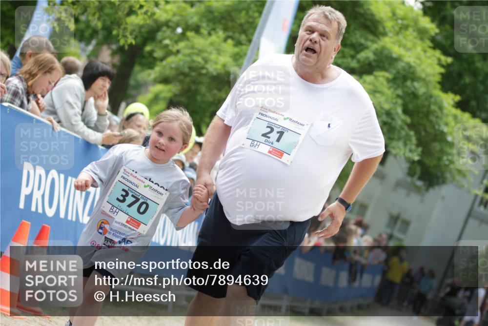 17.05.2025 - Störlauf H.Heesch http://msf.ph/oto/7894639 17.05.2025 13:49:41 Ziel 2025, 370, 2025, 21 meine-sportfotos.de