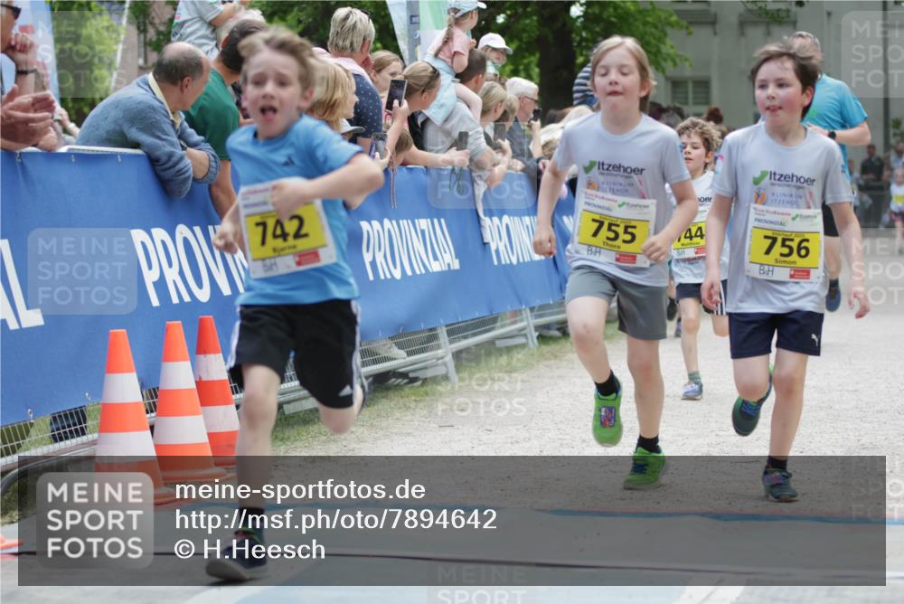 17.05.2025 - Störlauf H.Heesch http://msf.ph/oto/7894642 17.05.2025 14:14:20 Ziel 742, 755, 44, 756 meine-sportfotos.de