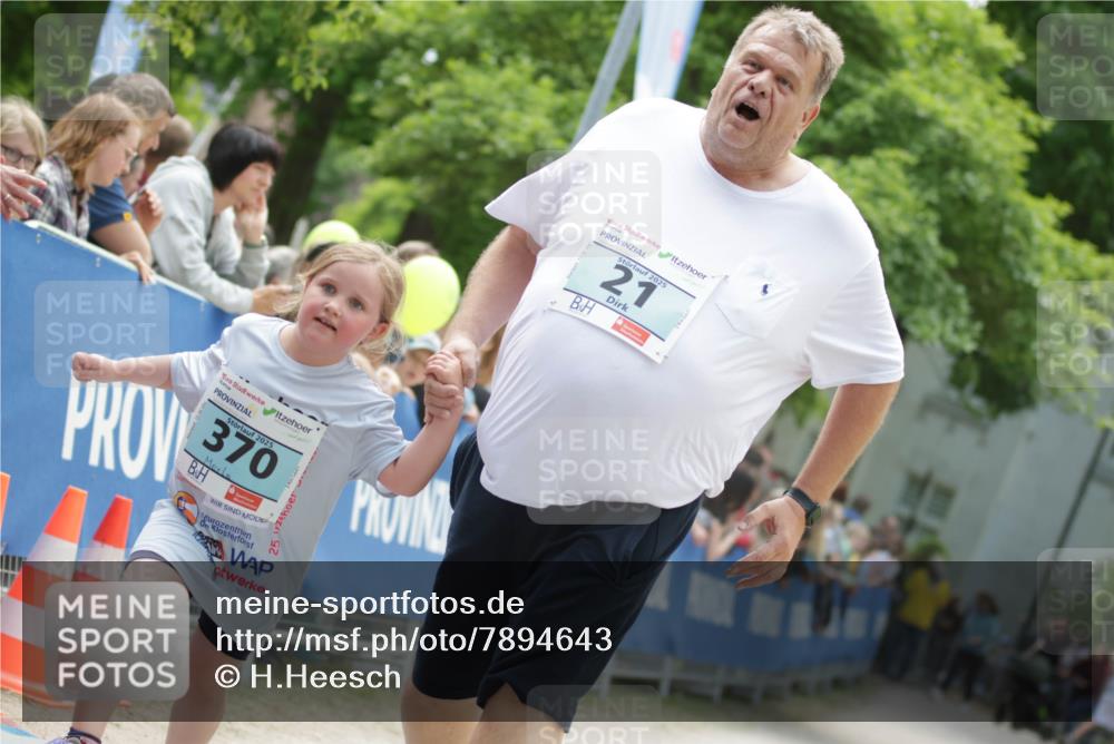 17.05.2025 - Störlauf H.Heesch http://msf.ph/oto/7894643 17.05.2025 13:49:41 Ziel 2025, 21, 2025, 370, 5, 2 meine-sportfotos.de