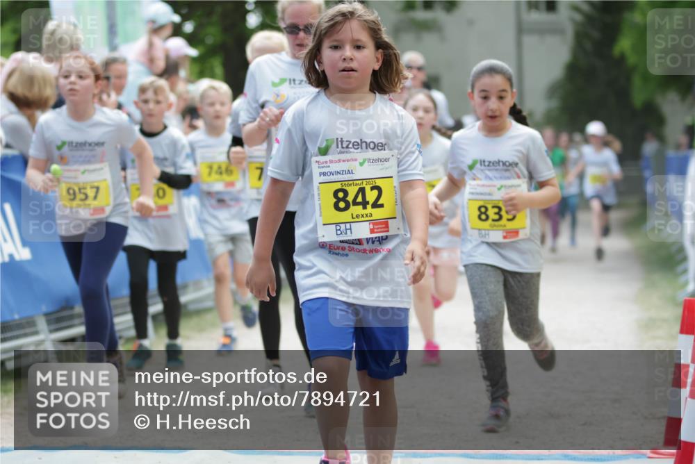17.05.2025 - Störlauf H.Heesch http://msf.ph/oto/7894721 17.05.2025 14:14:36 Ziel 957, 1467, 2025, 842, 835 meine-sportfotos.de