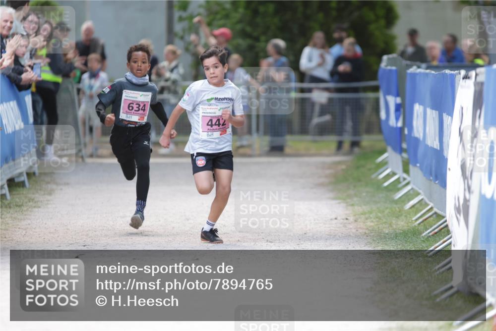17.05.2025 - Störlauf H.Heesch http://msf.ph/oto/7894765 17.05.2025 13:54:25 Ziel 634, 1, 442 meine-sportfotos.de