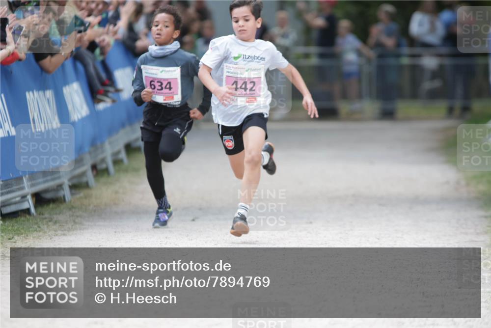 17.05.2025 - Störlauf H.Heesch http://msf.ph/oto/7894769 17.05.2025 13:54:26 Ziel 634, 2025, 442 meine-sportfotos.de