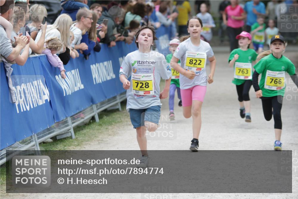 17.05.2025 - Störlauf H.Heesch http://msf.ph/oto/7894774 17.05.2025 14:15:01 Ziel 728, 822, 763, 766 meine-sportfotos.de