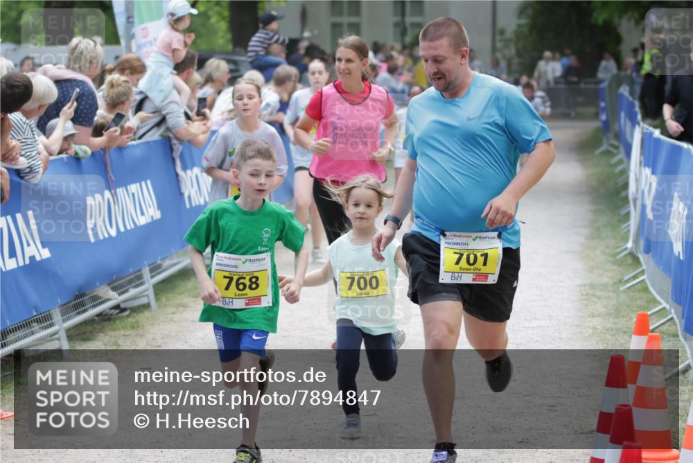 17.05.2025 - Störlauf H.Heesch http://msf.ph/oto/7894847 17.05.2025 14:15:10 Ziel 2025, 768, 700, 2025, 701 meine-sportfotos.de