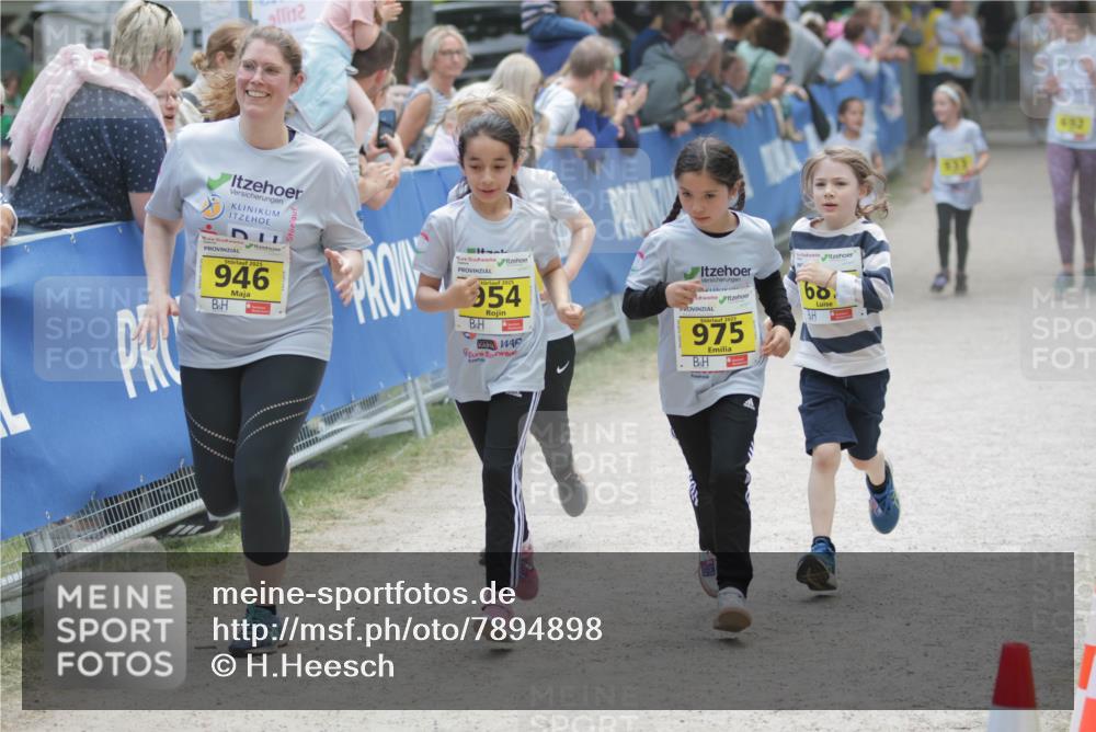17.05.2025 - Störlauf H.Heesch http://msf.ph/oto/7894898 17.05.2025 14:15:19 Ziel 2, 946, 2025, 954, 2025, 975, 68, 133, 133 meine-sportfotos.de