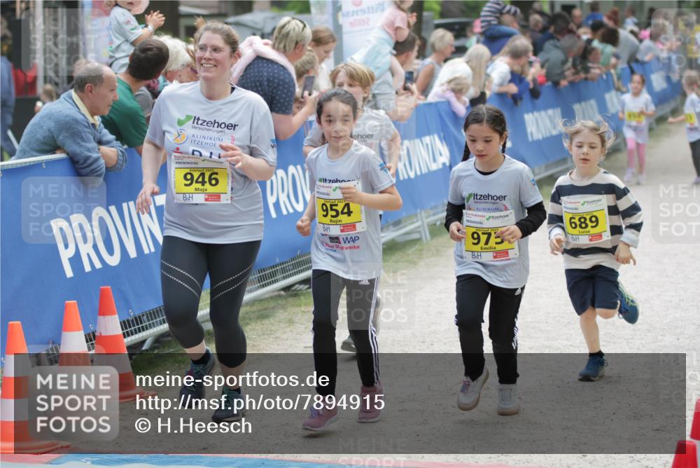 17.05.2025 - Störlauf H.Heesch http://msf.ph/oto/7894915 17.05.2025 14:15:20 Ziel 2025, 946, 2025, 954, 2, 2025, 975, 2025, 689 meine-sportfotos.de