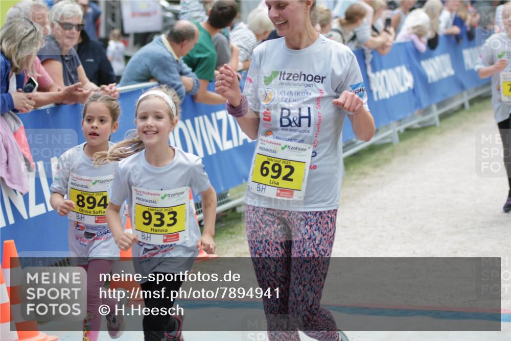 17.05.2025 - Störlauf H.Heesch http://msf.ph/oto/7894941 17.05.2025 14:15:26 Ziel 214, 2025, 894, 2025, 933, 2025, 692, 25 meine-sportfotos.de