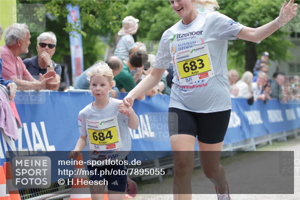 17.05.2025 - Störlauf H.Heesch http://msf.ph/oto/7895055 17.05.2025 14:15:53 Ziel 2025, 684, 2, 2025, 683 meine-sportfotos.de