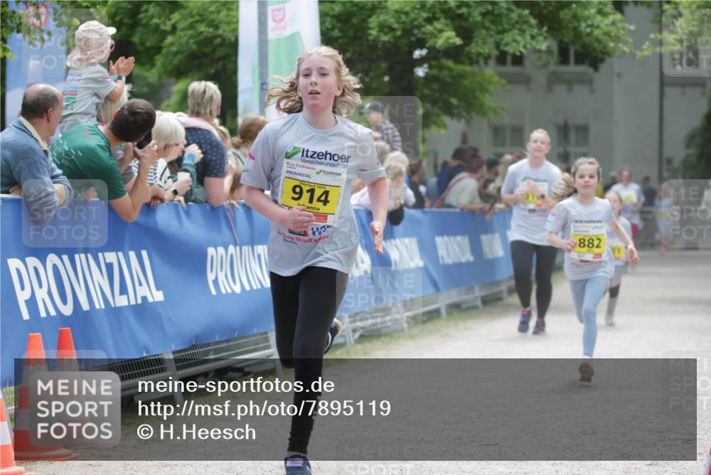17.05.2025 - Störlauf H.Heesch http://msf.ph/oto/7895119 17.05.2025 14:16:08 Ziel 2025, 914, 882 meine-sportfotos.de