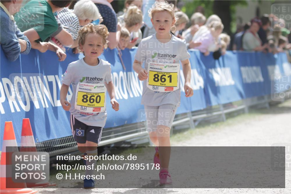 17.05.2025 - Störlauf H.Heesch http://msf.ph/oto/7895178 17.05.2025 14:16:23 Ziel 2025, 860, 2025, 861 meine-sportfotos.de