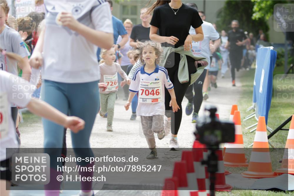 17.05.2025 - Störlauf H.Heesch http://msf.ph/oto/7895247 17.05.2025 13:02:37 Ziel 726, 2025, 7046 meine-sportfotos.de
