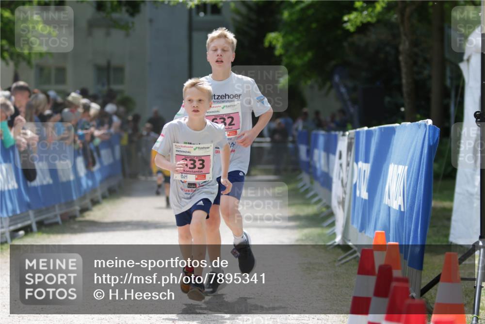 17.05.2025 - Störlauf H.Heesch http://msf.ph/oto/7895341 17.05.2025 13:56:34 Ziel 2025, 33, 32 meine-sportfotos.de