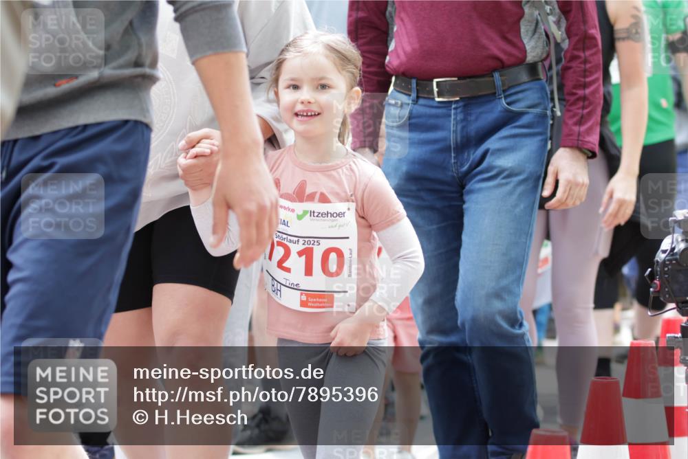 17.05.2025 - Störlauf H.Heesch http://msf.ph/oto/7895396 17.05.2025 13:03:47 Ziel 2025, 210 meine-sportfotos.de