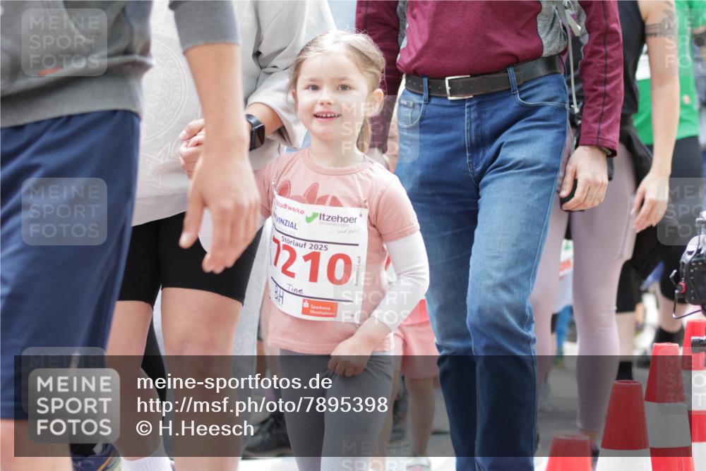 17.05.2025 - Störlauf H.Heesch http://msf.ph/oto/7895398 17.05.2025 13:03:47 Ziel 2025, 210, 0 meine-sportfotos.de