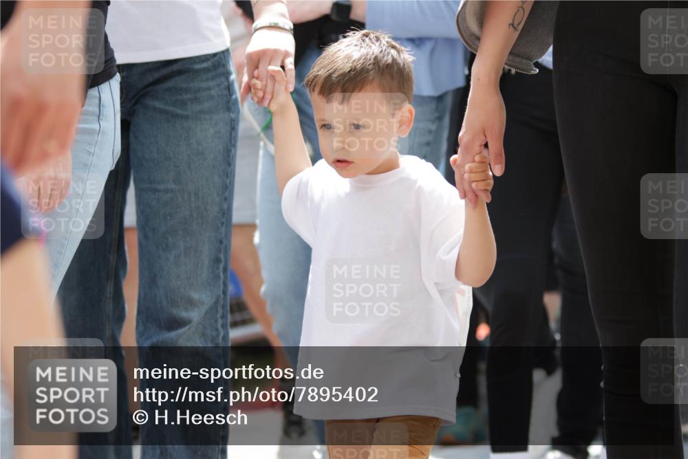 17.05.2025 - Störlauf H.Heesch http://msf.ph/oto/7895402 17.05.2025 13:04:09 Ziel  meine-sportfotos.de