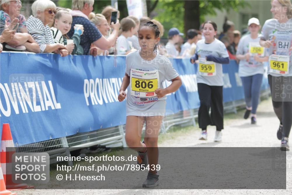 17.05.2025 - Störlauf H.Heesch http://msf.ph/oto/7895439 17.05.2025 14:17:12 Ziel 2025, 806, 959, 961 meine-sportfotos.de