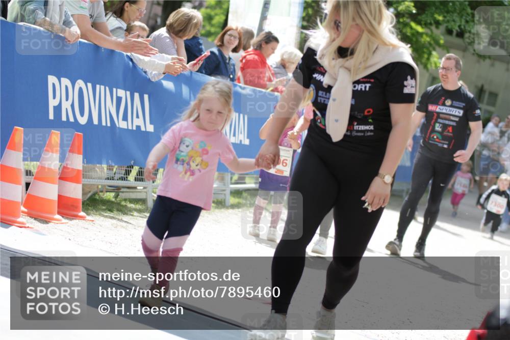 17.05.2025 - Störlauf H.Heesch http://msf.ph/oto/7895460 17.05.2025 13:05:46 Ziel 6, 2, 7300 meine-sportfotos.de