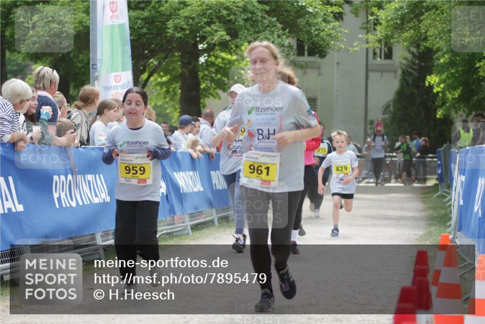 17.05.2025 - Störlauf H.Heesch http://msf.ph/oto/7895479 17.05.2025 14:17:14 Ziel 912, 6, 1992, 19, 959, 961, 829 meine-sportfotos.de