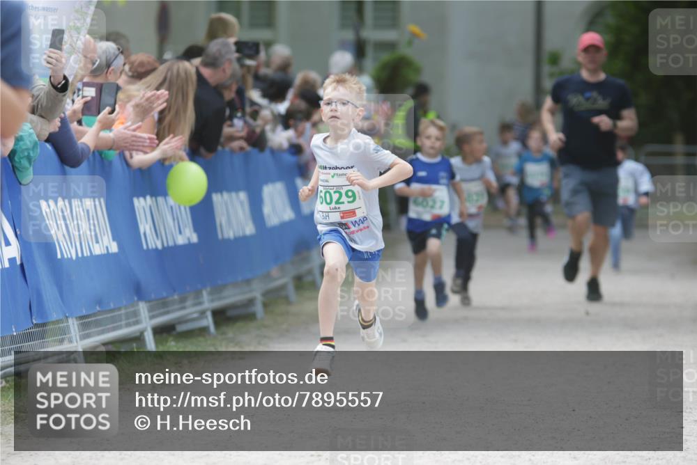 17.05.2025 - Störlauf H.Heesch http://msf.ph/oto/7895557 17.05.2025 13:16:33 Ziel 2025, 6029, 6027 meine-sportfotos.de