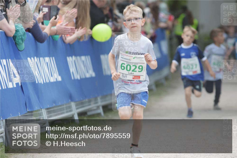 17.05.2025 - Störlauf H.Heesch http://msf.ph/oto/7895559 17.05.2025 13:16:34 Ziel 2025, 6029, 6827 meine-sportfotos.de