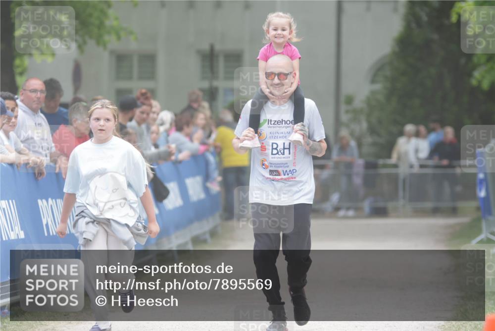 17.05.2025 - Störlauf H.Heesch http://msf.ph/oto/7895569 17.05.2025 14:17:25 Ziel  meine-sportfotos.de