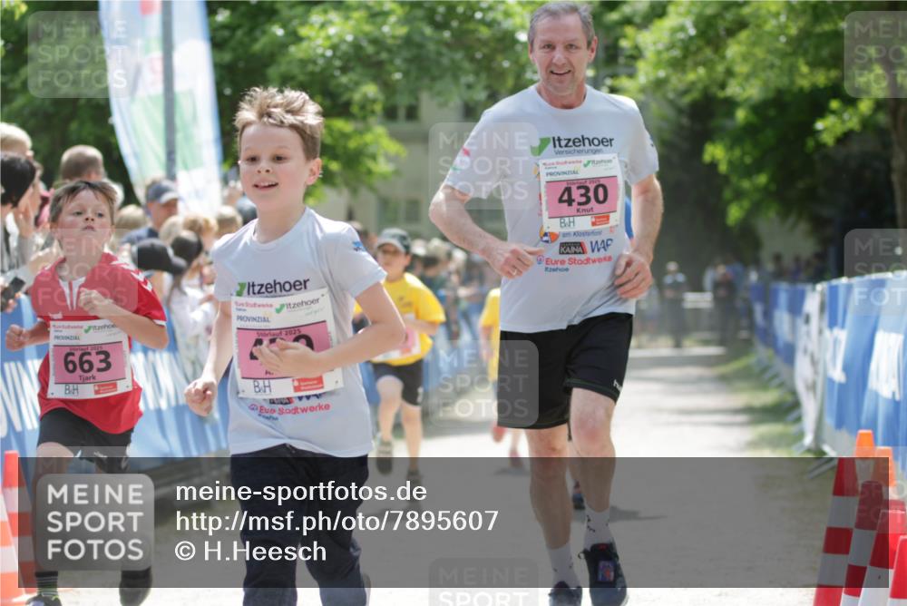 17.05.2025 - Störlauf H.Heesch http://msf.ph/oto/7895607 17.05.2025 13:57:12 Ziel 2025, 663, 2025, 2025, 430 meine-sportfotos.de