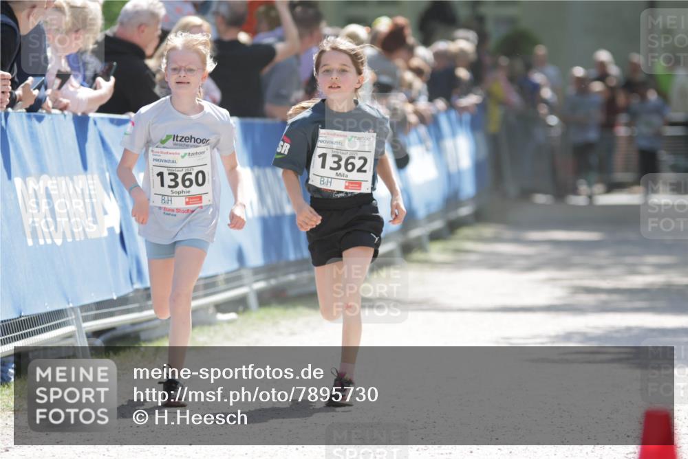 17.05.2025 - Störlauf H.Heesch http://msf.ph/oto/7895730 17.05.2025 14:48:30 Ziel 2025, 1360, 1362 meine-sportfotos.de