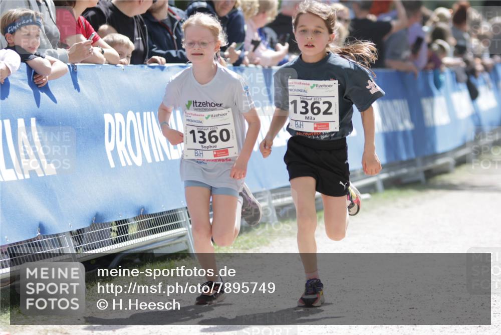 17.05.2025 - Störlauf H.Heesch http://msf.ph/oto/7895749 17.05.2025 14:48:31 Ziel 2025, 1360, 2025, 1362 meine-sportfotos.de