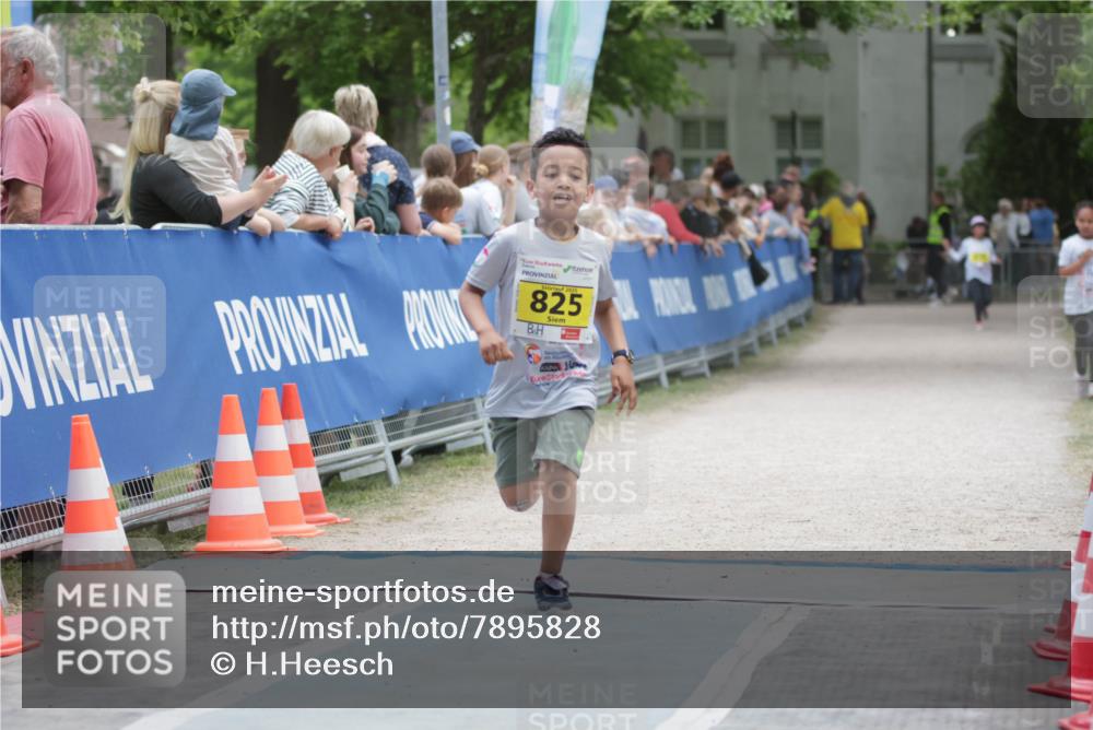 17.05.2025 - Störlauf H.Heesch http://msf.ph/oto/7895828 17.05.2025 14:18:26 Ziel 825 meine-sportfotos.de