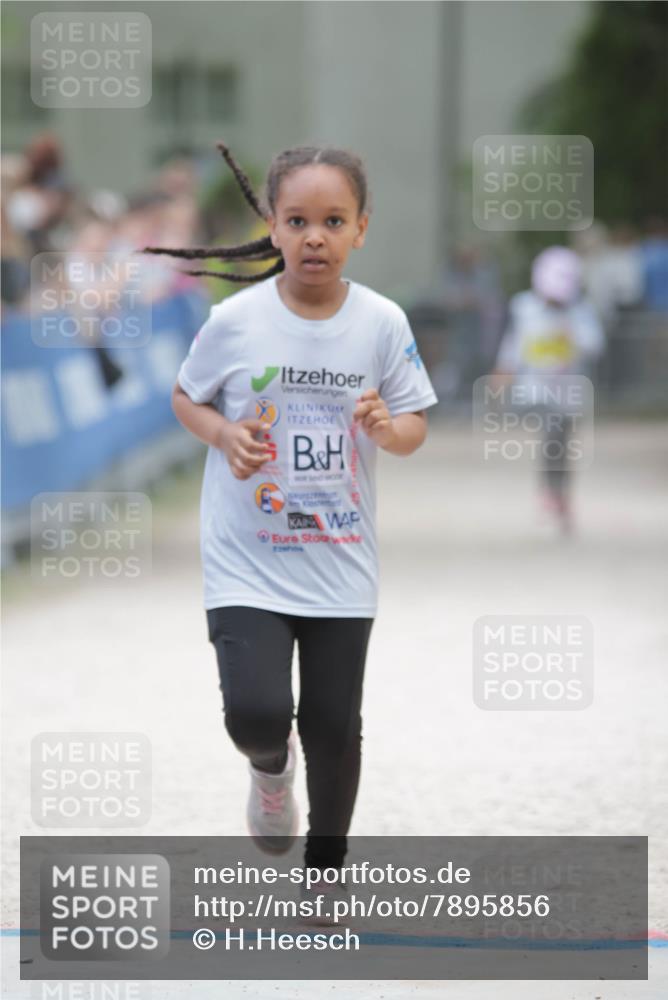 17.05.2025 - Störlauf H.Heesch http://msf.ph/oto/7895856 17.05.2025 14:18:30 Ziel  meine-sportfotos.de