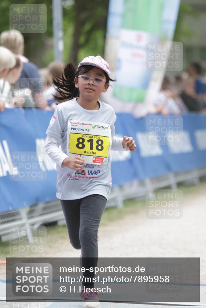17.05.2025 - Störlauf H.Heesch http://msf.ph/oto/7895958 17.05.2025 14:18:39 Ziel 14, 00, 2025, 818 meine-sportfotos.de