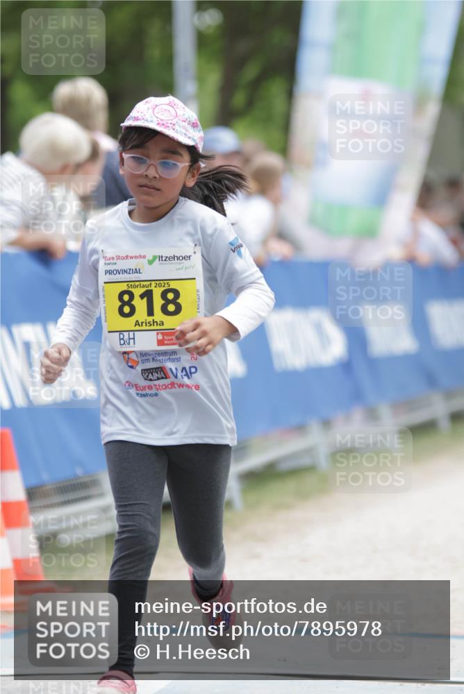 17.05.2025 - Störlauf H.Heesch http://msf.ph/oto/7895978 17.05.2025 14:18:39 Ziel 2025, 818, 22, 2 meine-sportfotos.de