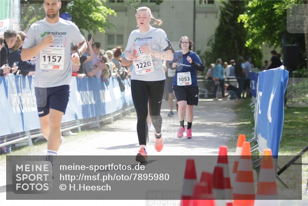 17.05.2025 - Störlauf H.Heesch http://msf.ph/oto/7895980 17.05.2025 14:49:06 Ziel 19, 1157, 1220, 1106, 1053 meine-sportfotos.de