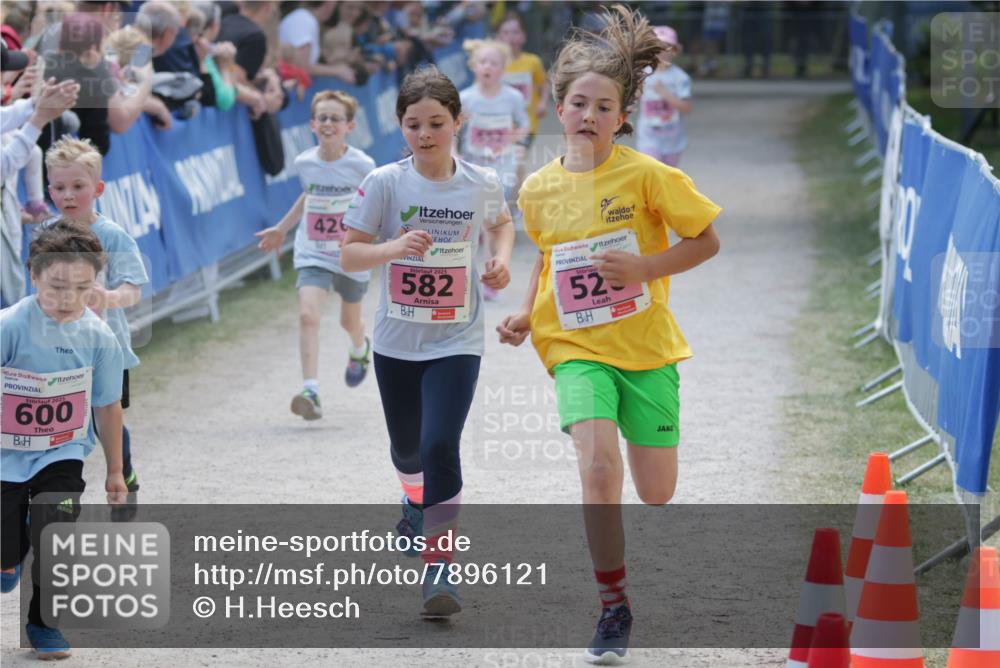 17.05.2025 - Störlauf H.Heesch http://msf.ph/oto/7896121 17.05.2025 13:59:02 Ziel 2025, 600, 426, 2025, 582, 52 meine-sportfotos.de