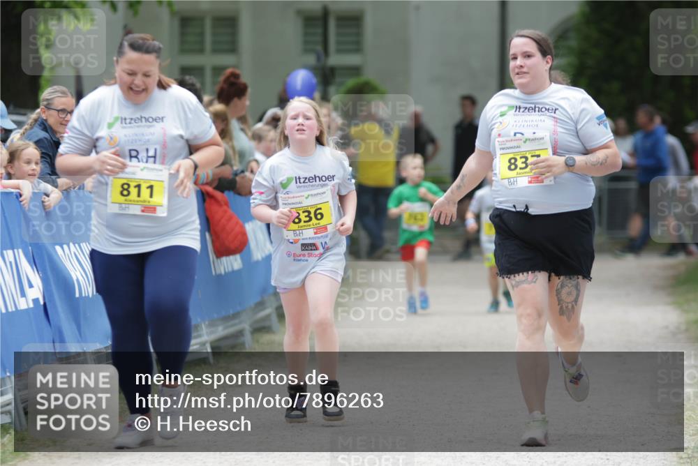 17.05.2025 - Störlauf H.Heesch http://msf.ph/oto/7896263 17.05.2025 14:19:45 Ziel 811, 2025, 836, 2025, 83 meine-sportfotos.de