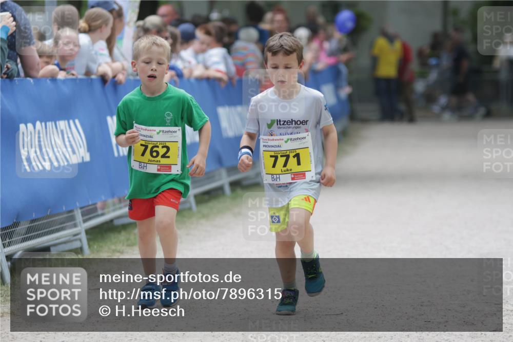 17.05.2025 - Störlauf H.Heesch http://msf.ph/oto/7896315 17.05.2025 14:19:53 Ziel 2025, 762, 2025, 771 meine-sportfotos.de