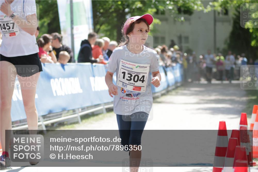 17.05.2025 - Störlauf H.Heesch http://msf.ph/oto/7896350 17.05.2025 14:50:13 Ziel 2025, 1457, 2025, 1304 meine-sportfotos.de